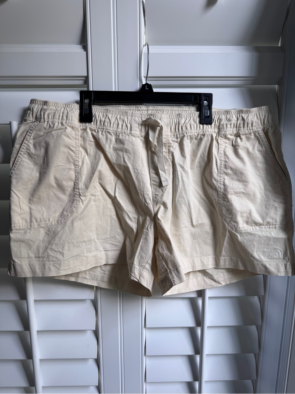 The North Face Pull On Short. XL NWT